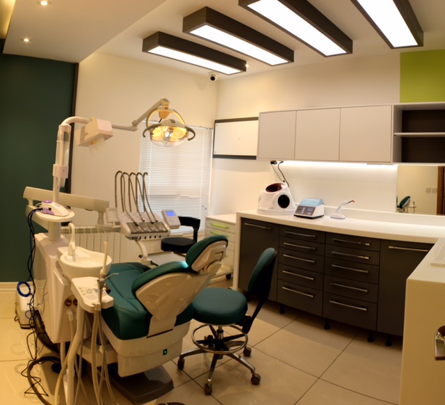 مطب تخصصی جراحی فک و صورت دکتر علیرضا محمدی